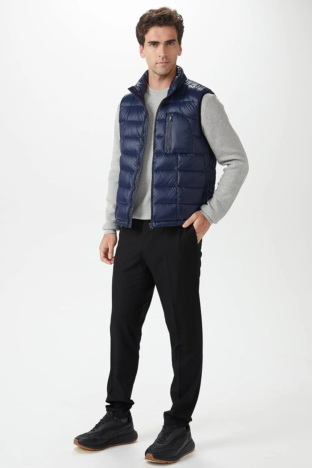 Orolay Men's Ultra Lightweight Down Vests Quilted Packable Winter Vest with Stand Collar