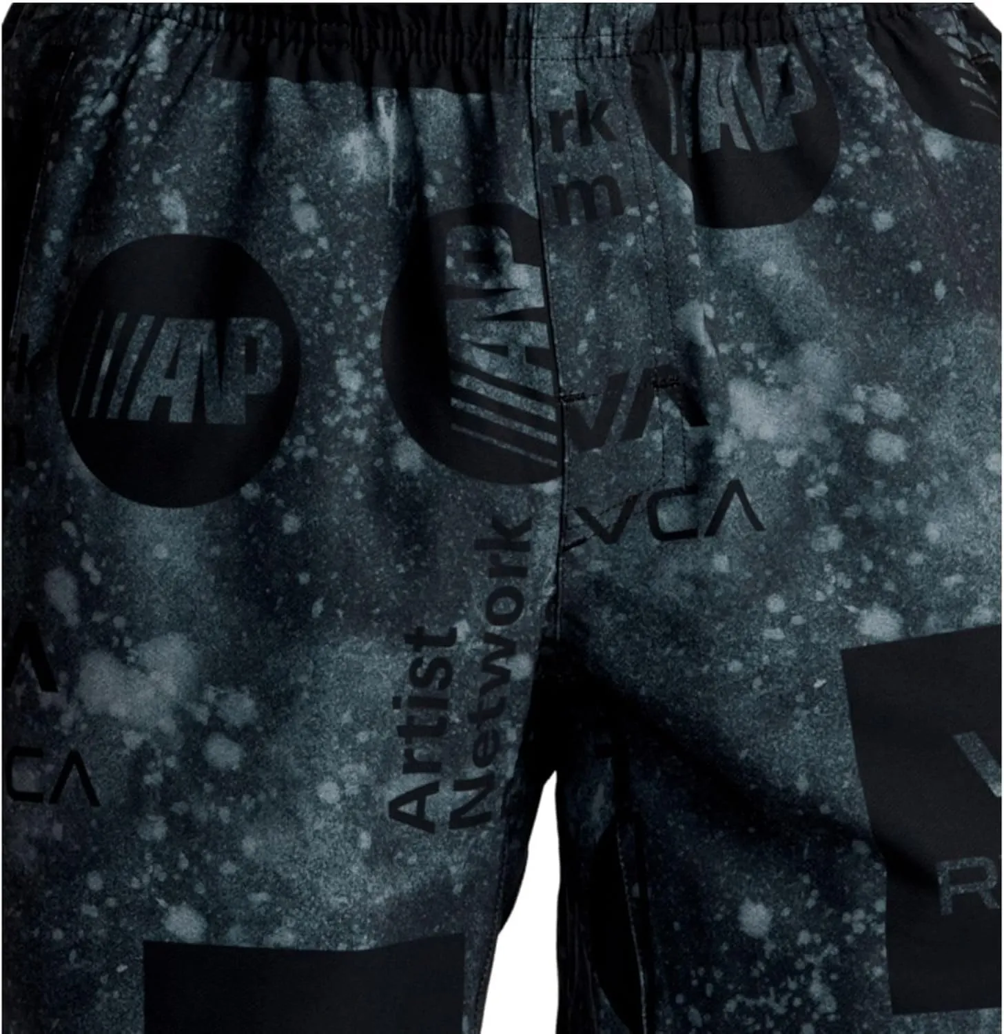 RVCA - Mens Yogger Stretch 17 Shorts