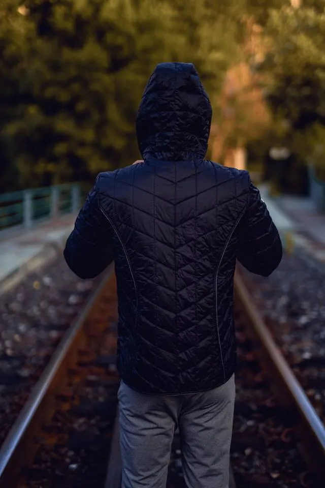 VEGAGOOZ Men's Packable Jacket